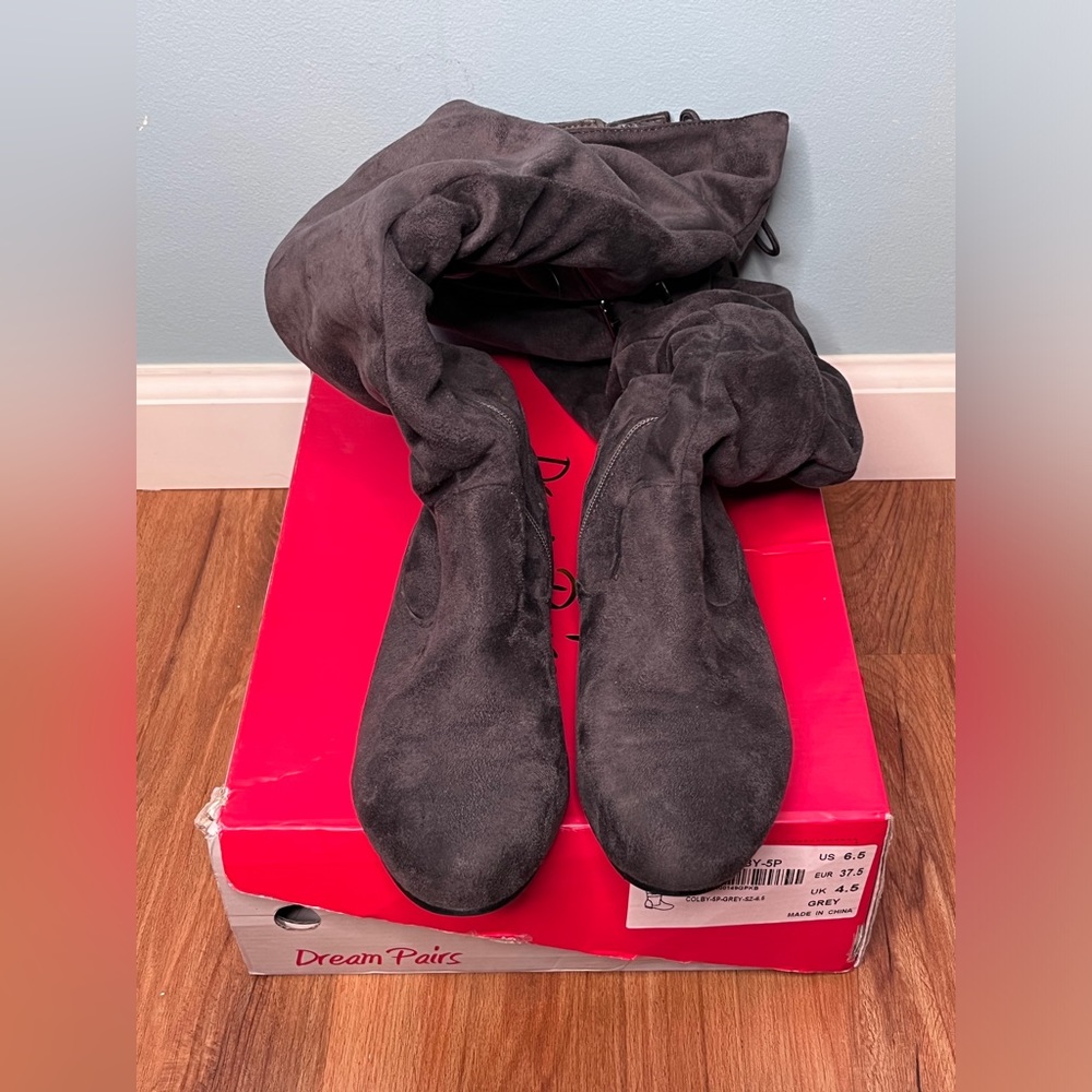 Grey boots